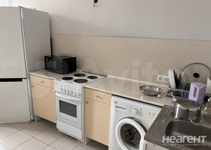 Сдается 1-комнатная квартира, 35,8 м²