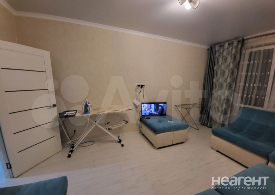 Продается 1-комнатная квартира, 46,6 м²