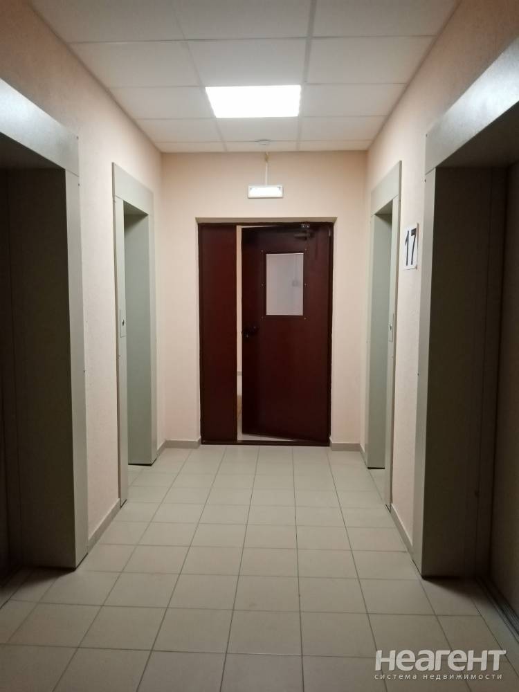 Продается 1-комнатная квартира, 43,8 м²