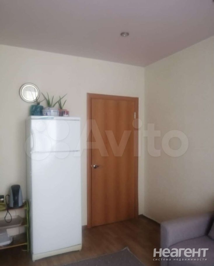 Продается 1-комнатная квартира, 38 м²