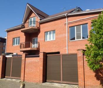 Продается Дом, 405 м²