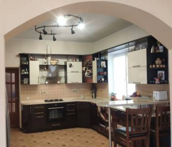 Продается Дом, 405 м²