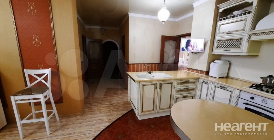 Продается 3-х комнатная квартира, 100 м²