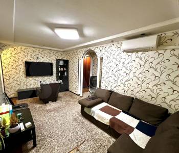 Продается 3-х комнатная квартира, 55 м²