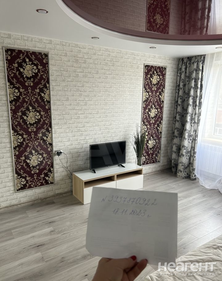 Сдается 1-комнатная квартира, 40 м²