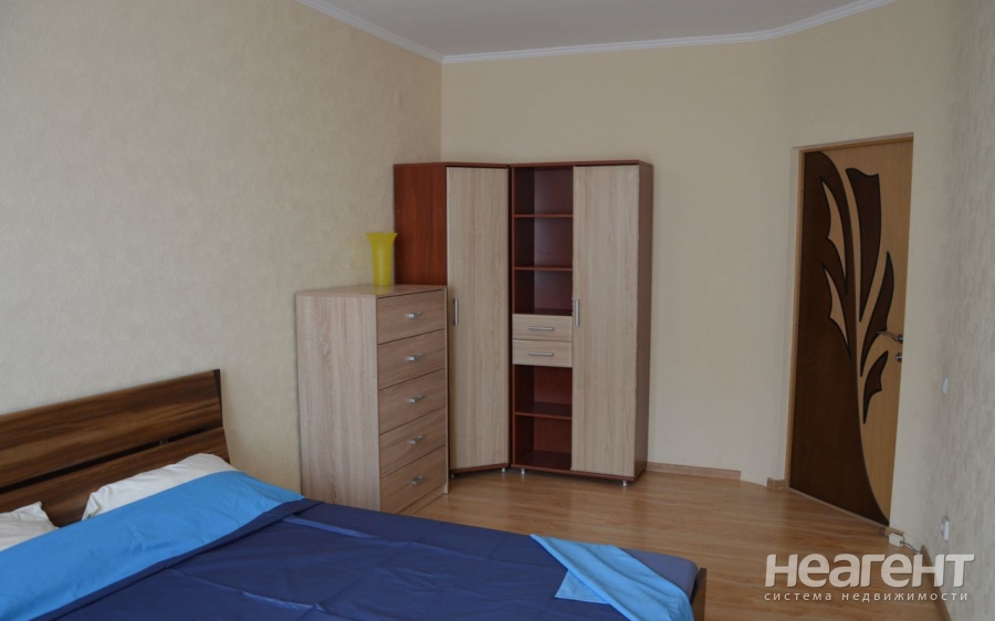 Сдается 1-комнатная квартира, 41 м²