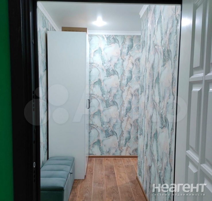 Продается 1-комнатная квартира, 39,8 м²