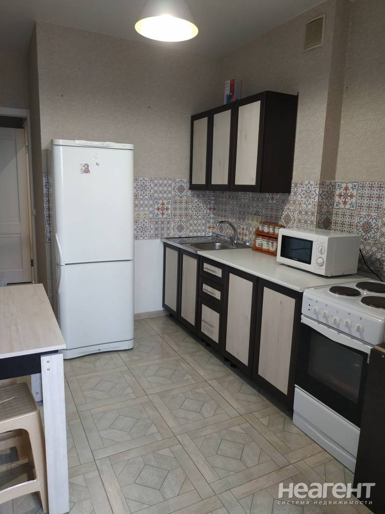 Сдается 1-комнатная квартира, 35 м²