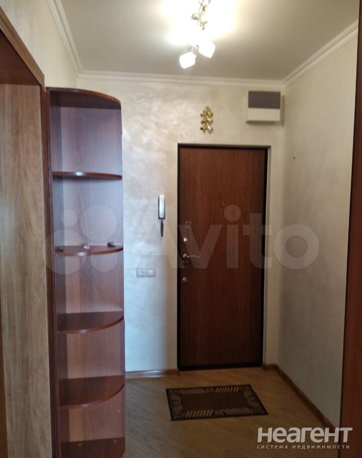 Продается 1-комнатная квартира, 38,4 м²