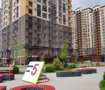 Продается 1-комнатная квартира, 41,7 м²