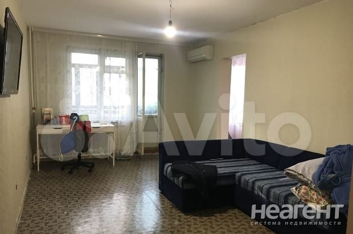 Продается Многокомнатная квартира, 75,1 м²