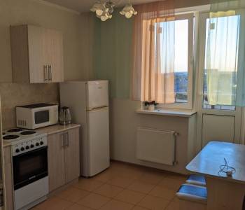 Сдается 1-комнатная квартира, 42 м²