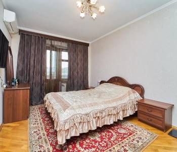 Продается Многокомнатная квартира, 88,6 м²