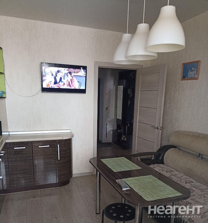 Продается 1-комнатная квартира, 40 м²