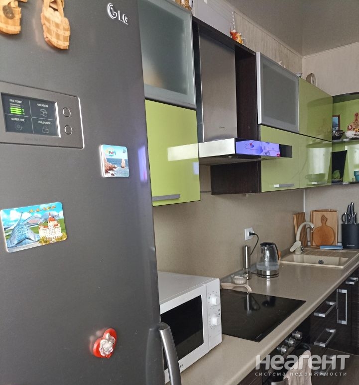 Продается 1-комнатная квартира, 40 м²