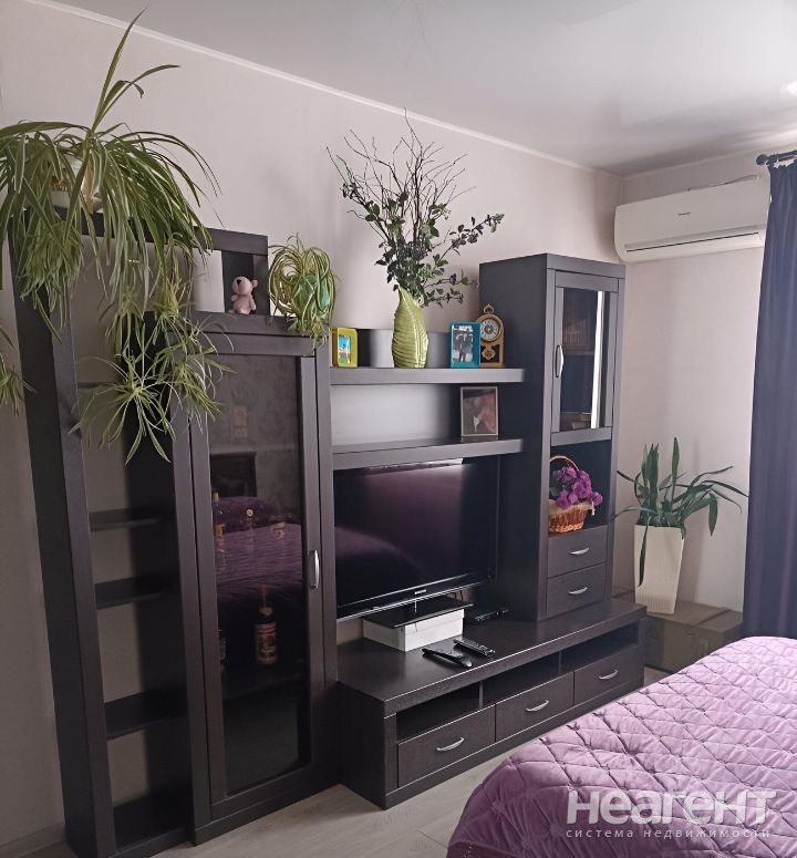 Продается 1-комнатная квартира, 40 м²