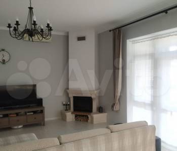 Продается Дом, 200 м²