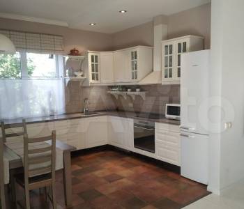 Продается Дом, 200 м²