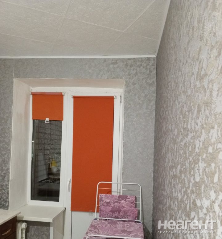 Продается 1-комнатная квартира, 28,4 м²