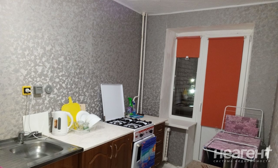 Продается 1-комнатная квартира, 28,4 м²