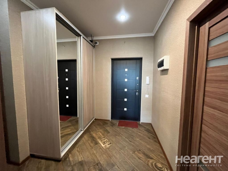 Продается 2-х комнатная квартира, 62 м²