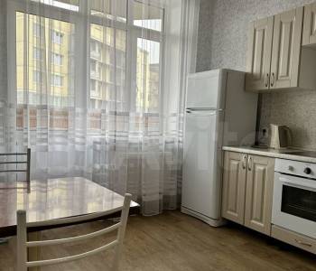 Сдается 1-комнатная квартира, 37 м²