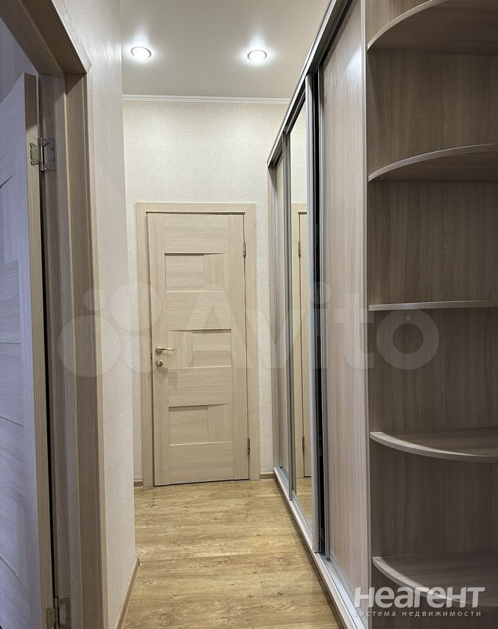 Сдается 1-комнатная квартира, 37 м²