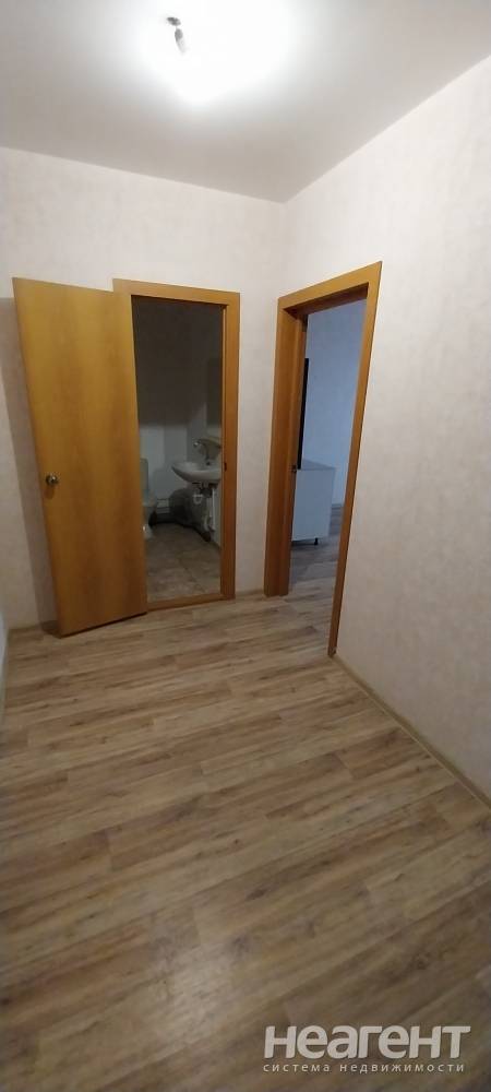 Продается 1-комнатная квартира, 30 м²