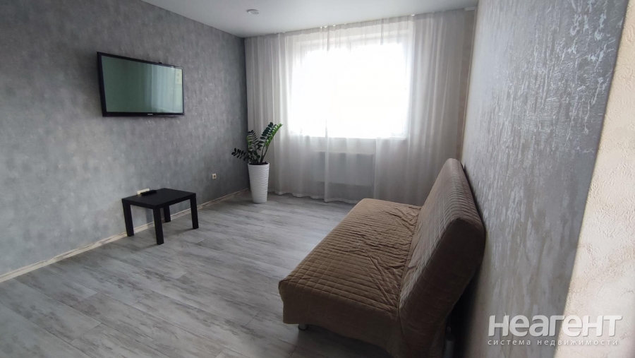 Сдается 2-х комнатная квартира, 60 м²