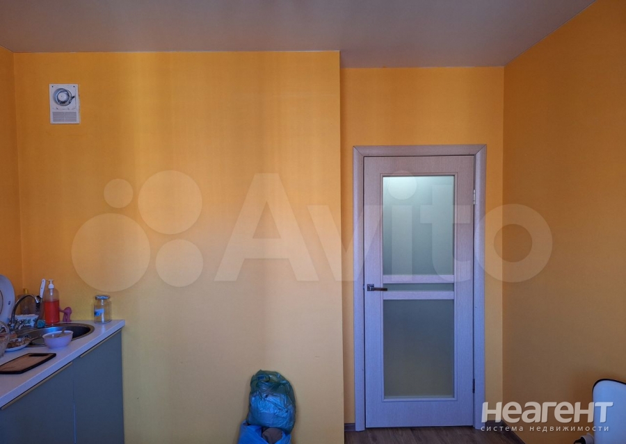 Продается 1-комнатная квартира, 34 м²