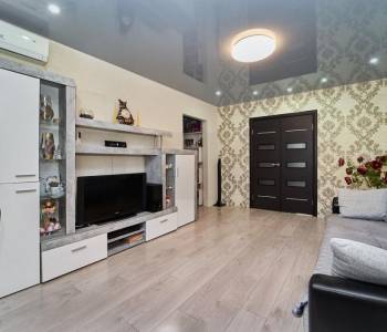 Продается Многокомнатная квартира, 78,2 м²