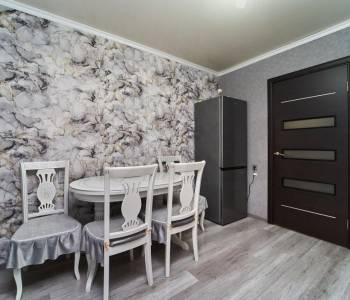 Продается Многокомнатная квартира, 78,2 м²