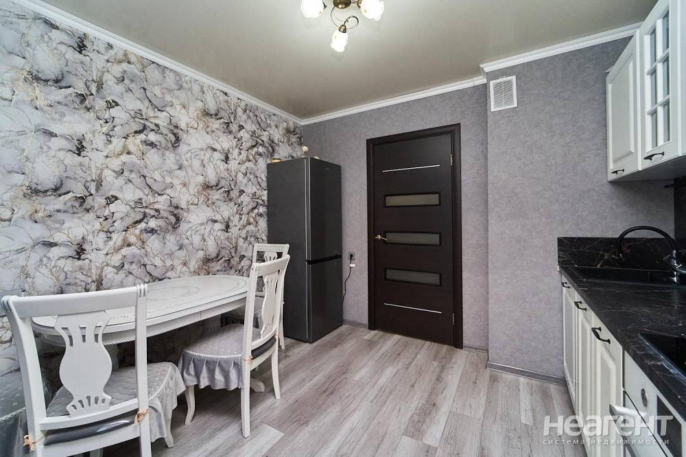 Продается Многокомнатная квартира, 78,2 м²