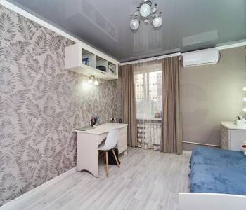 Продается Многокомнатная квартира, 78,2 м²