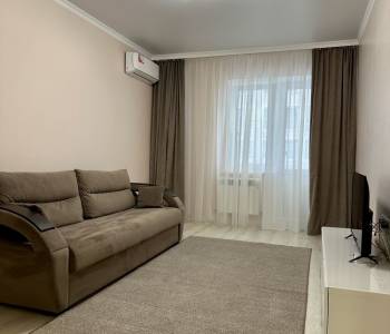 Сдается 1-комнатная квартира, 46 м²
