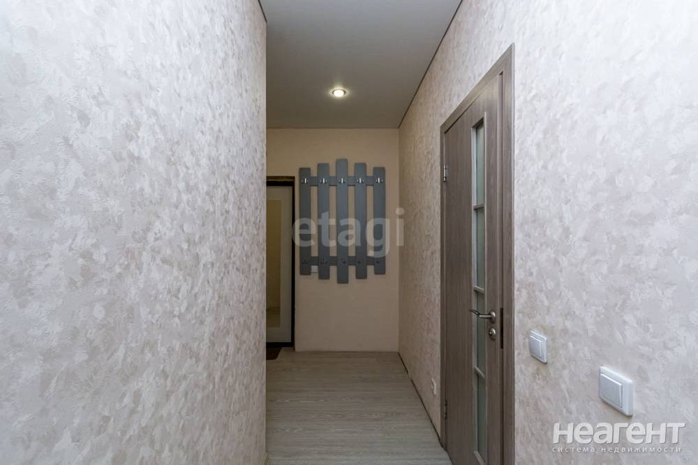 Продается 2-х комнатная квартира, 65,4 м²