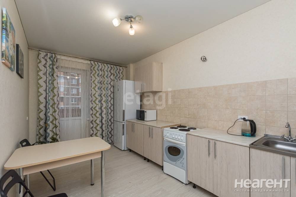 Продается 2-х комнатная квартира, 65,4 м²