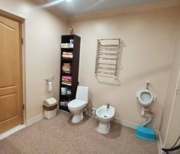 Продается Дом, 200 м²