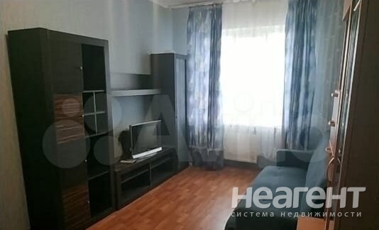 Продается 1-комнатная квартира, 36 м²