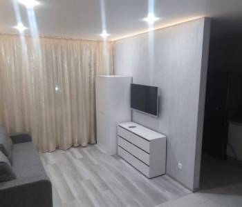 Сдается 1-комнатная квартира, 43 м²