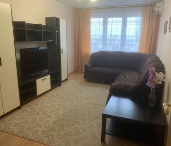 Сдается 1-комнатная квартира, 43 м²