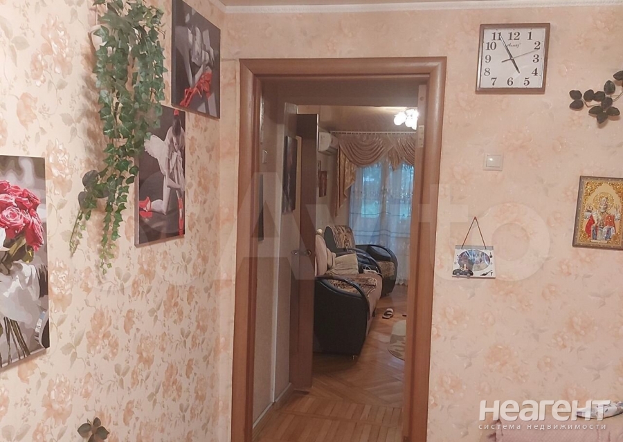 Продается 1-комнатная квартира, 45 м²