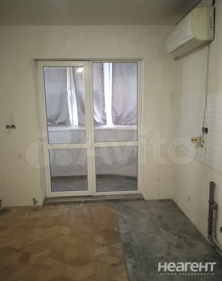 Продается 2-х комнатная квартира, 77 м²