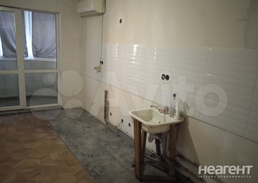 Продается 2-х комнатная квартира, 77 м²