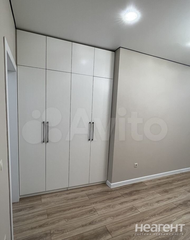 Продается 1-комнатная квартира, 48,5 м²