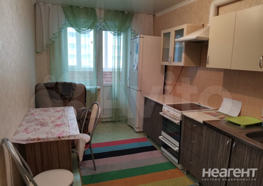 Сдается 2-х комнатная квартира, 60 м²