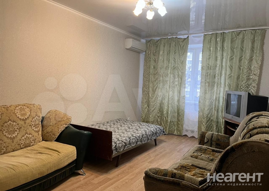 Сдается 2-х комнатная квартира, 60 м²