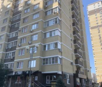 Сдается 1-комнатная квартира, 43 м²