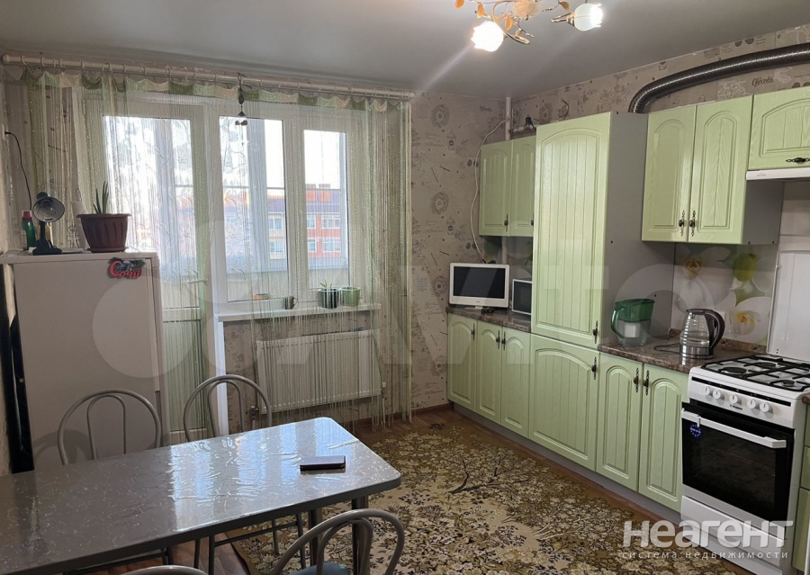 Продается 1-комнатная квартира, 48 м²