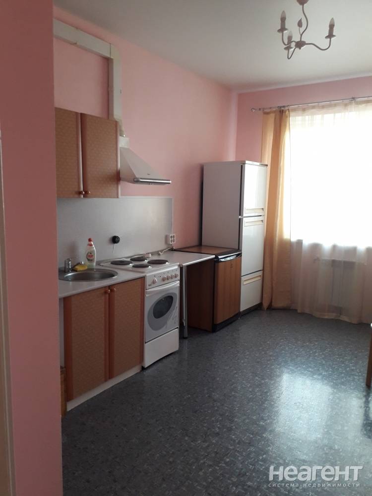 Продается 1-комнатная квартира, 51,1 м²